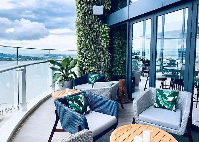 The Sea View Sandy- Duplex Homestay- Citadines Marina