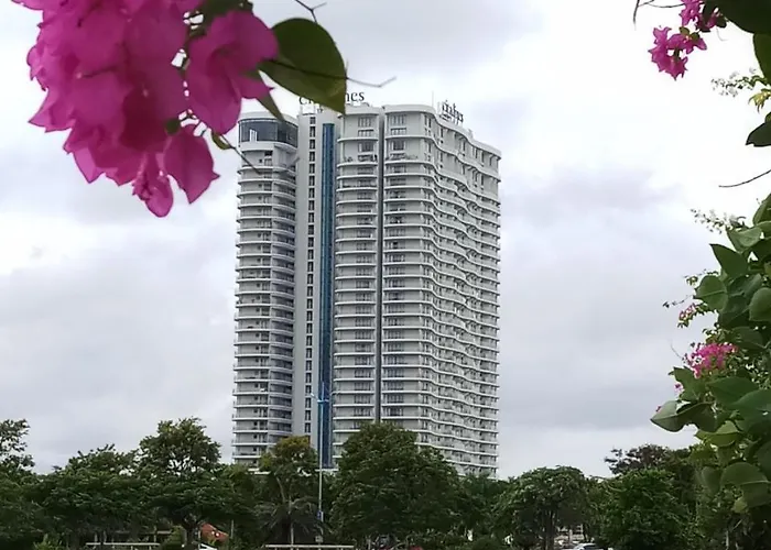 The Sea View Sandy- Duplex Homestay- Citadines Marina 4*