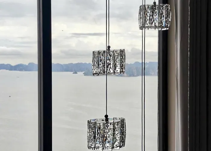 The Sea View Sandy- Duplex Homestay- Citadines Marina Hạ Long